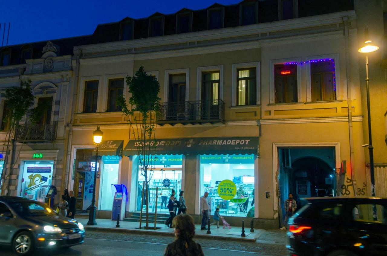 Home@97 On Aghmashenebeli Avenue Tbilisi Exteriér fotografie