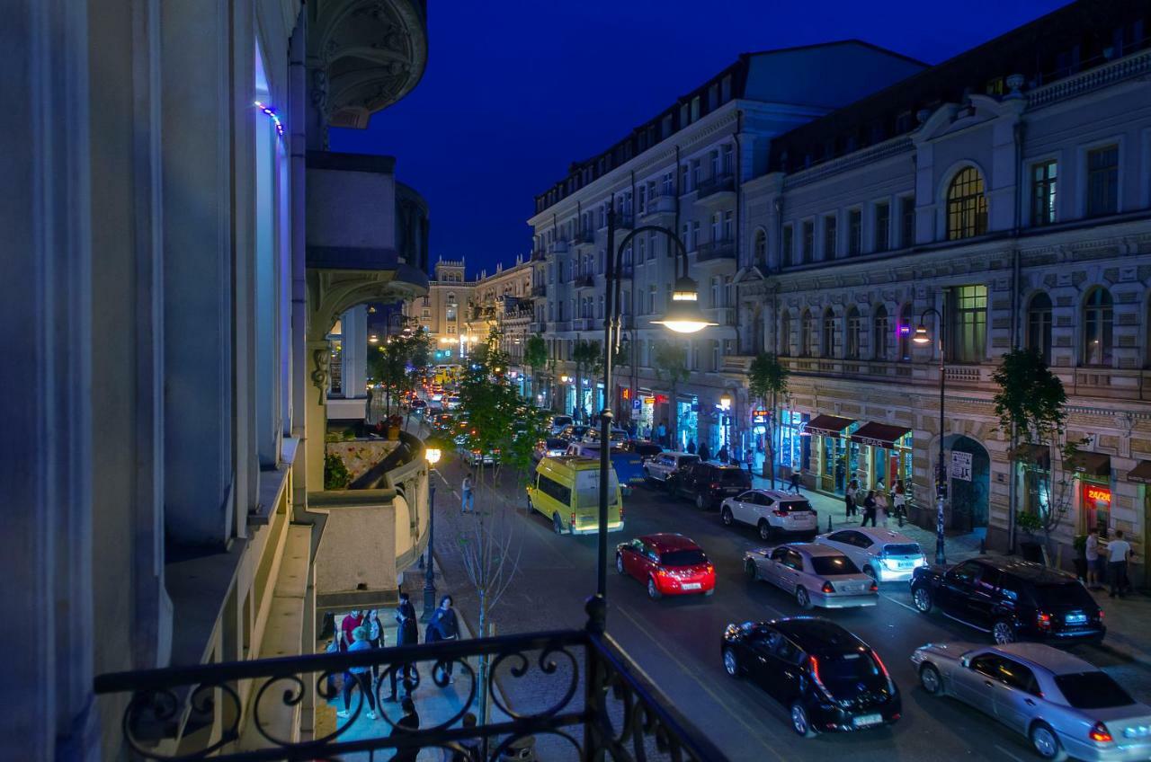Home@97 On Aghmashenebeli Avenue Tbilisi Exteriér fotografie